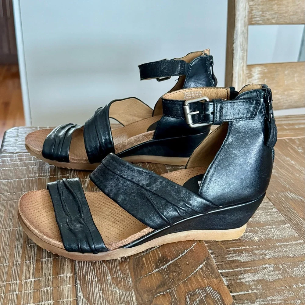 Miz Mooz Black Leather Wedge Sandals